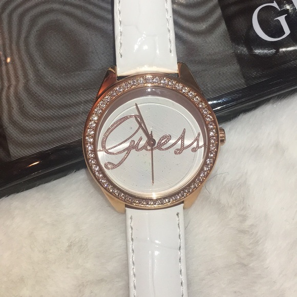 ‼️GUESS ® White faux leather watch‼️ main image 3